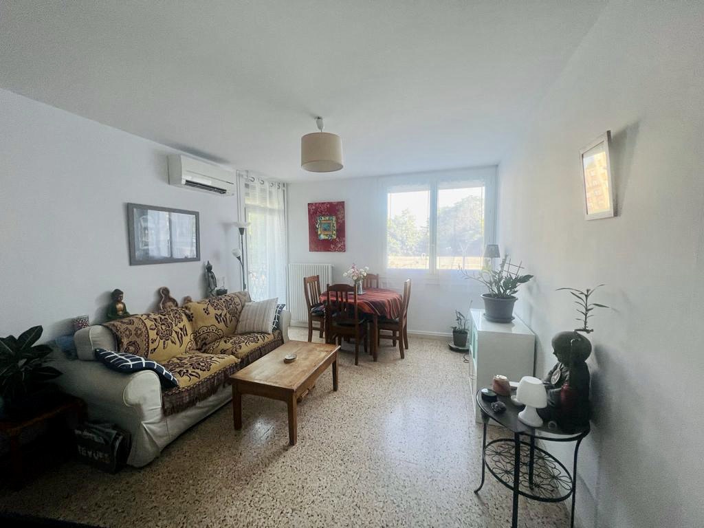 Appartement T3 avec parking et cave